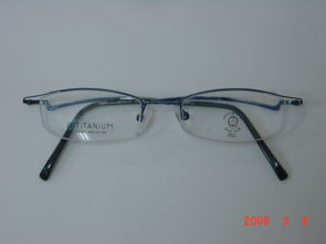 南京東路寫字樓新開專業眼鏡直銷店，以專業醫學驗光與高性價比重塑配鏡體驗